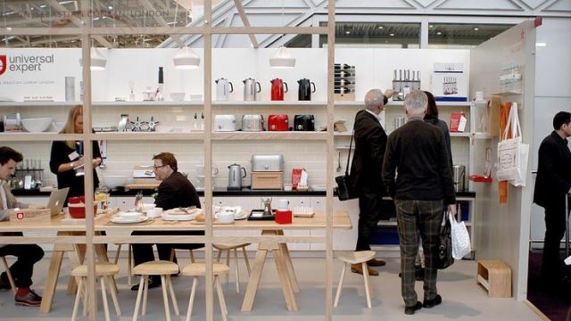 100例国外优秀服装店内部装修设计-服装设计管