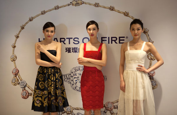 设计师陆坤跨界Hearts On Fire:衣香鬓影 璀璨申