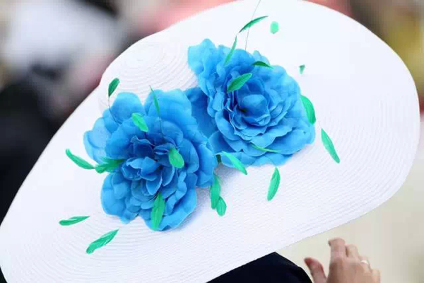 赛马场的贵族时尚“帽”美如花