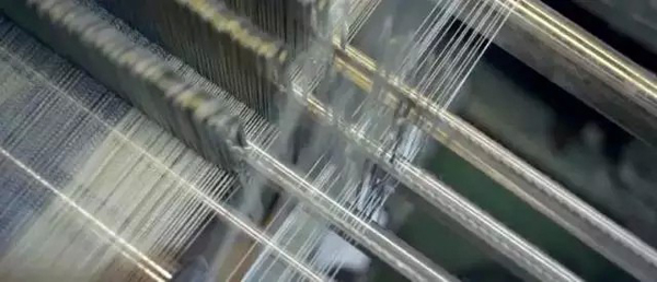 Burberry围巾贵?看完制作过程再说!-服装潮流搭