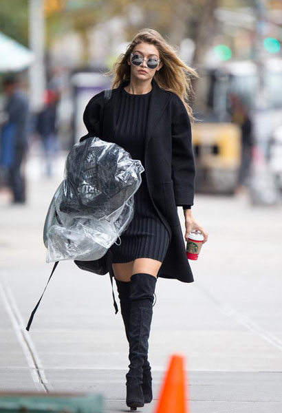 拒绝你妈让你穿秋裤的最佳理由当然是一双5050过膝靴-服装潮流搭配-服装设计网