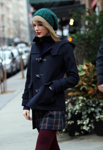 范爷袁姗姗告诉你冬天防雾霾利器还有绒绒毛线