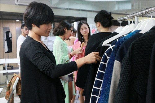 中国大买手开启海外体育产业收购热潮-服装