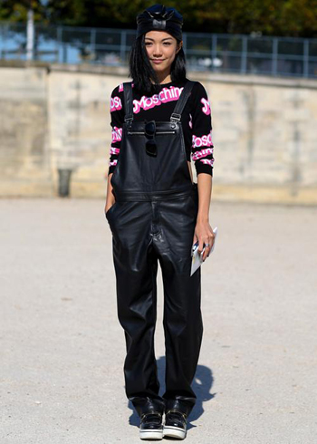 冬天怎么穿背带裤?-服装潮流搭配-服装设计网