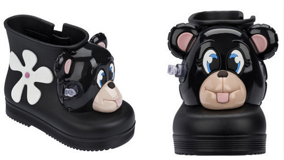 Moschino与塑料果冻鞋 Melissa 的联名系列第