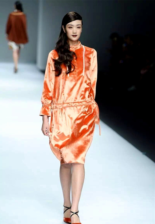 荔秀原创高端女装品牌走向国际-服装时装周-服