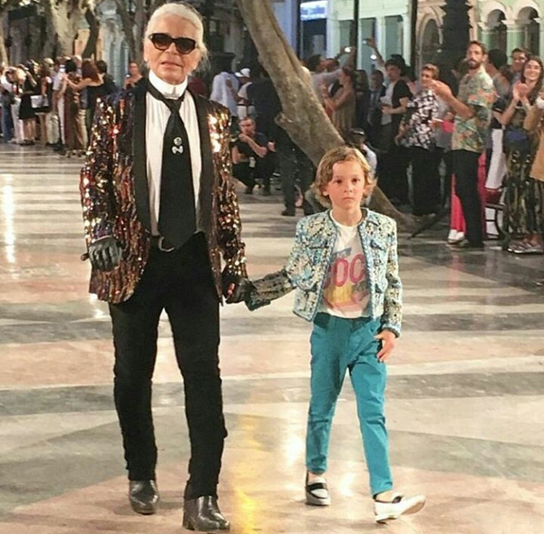 Chanel 2017早春度假系列大秀古巴开走 8个角