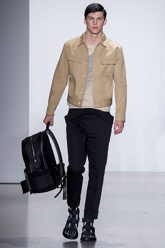 男士套袜子穿凉鞋怎么就大叔了?-服装潮流搭配