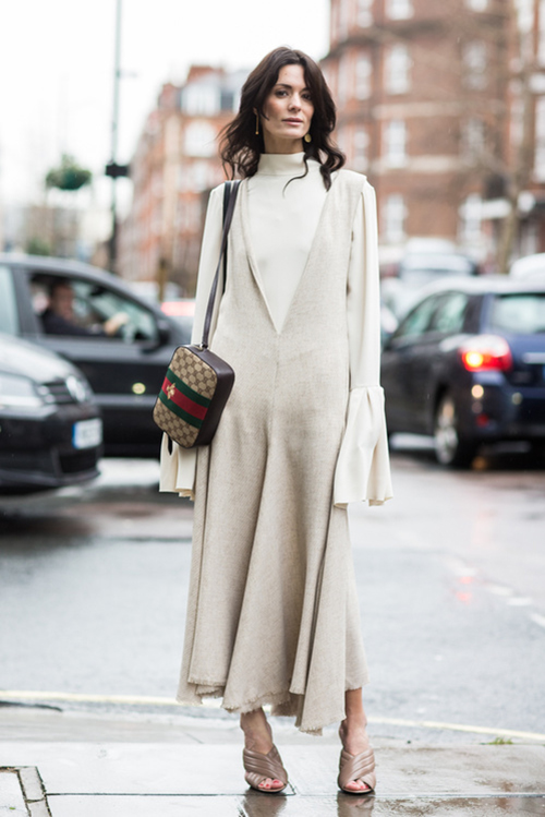 挥起你的长衣袖 秋冬最时尚的范儿就来了-服装