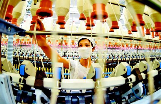 图文:襄阳纺织服装园打造完整产业链-服装行业