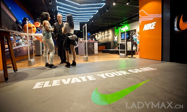 Nike第一季度销售利润双双增长 但分析师并不