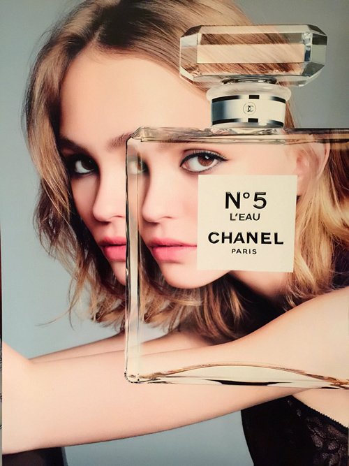 胡歌成为 chanel 香水和美容品形象大使