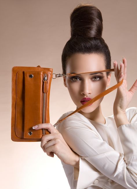 自然红商业摄影工作室招聘-深圳服装公司招聘