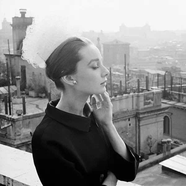 赫本的100顶帽子-服装潮流搭配-服装设计网