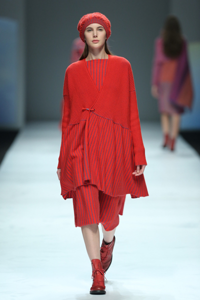 2015秋冬上海时装周Decoster秀场-服装T台秀