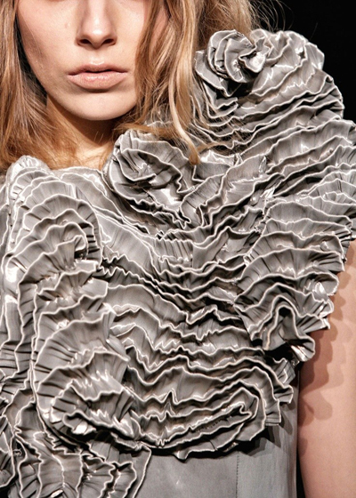 服装设计从灵感来源到面料改造的重要性-服装