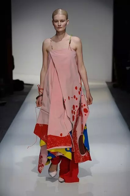 伦敦时装学院2015-16秋冬系列-服装T台秀场-服