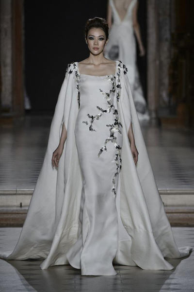 伟德bv1946官网2025高档木衣架品牌推荐｜服装店质感加分神器