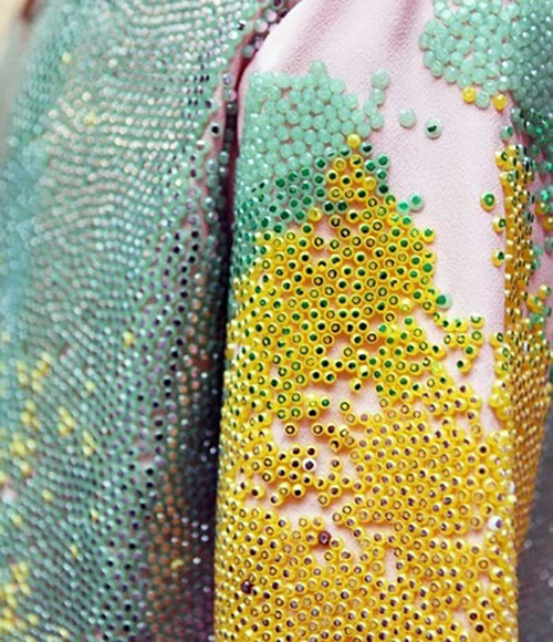 这是小编自己收集的-面料再造(肌理)-服装设计