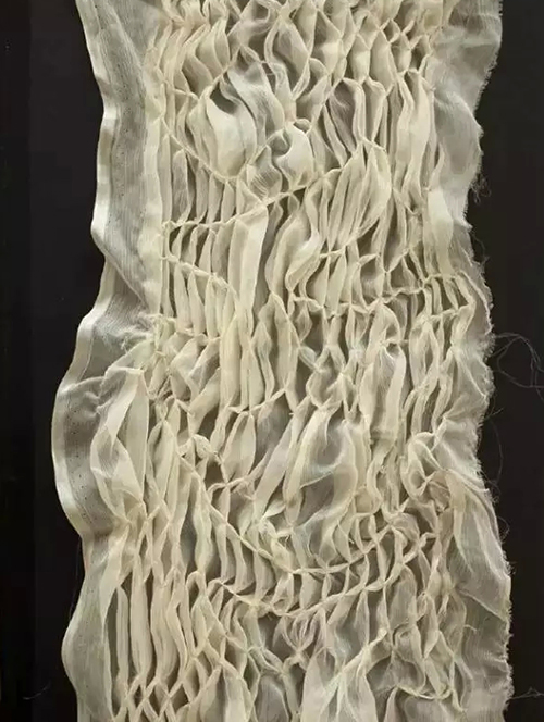 这是小编自己收集的-面料再造(肌理)-服装设计