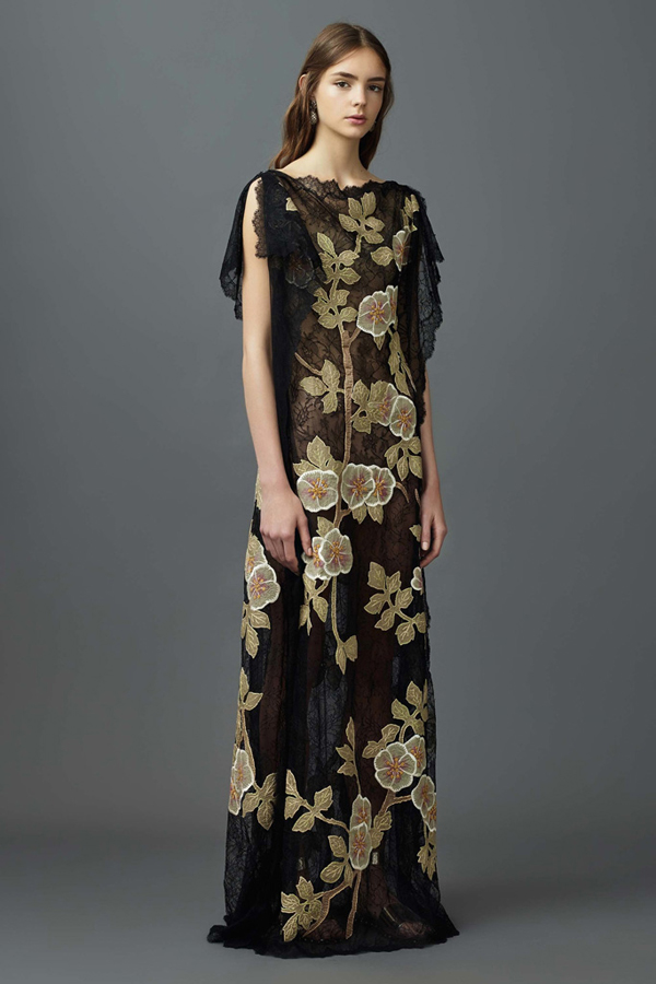 Valentino(华伦天奴)释出2017早春度假系列LookBook-服装品牌新品-服装设计网