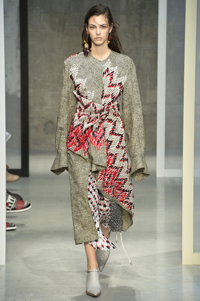 MARNI 米兰2017春夏系列时装秀-服装时装周-