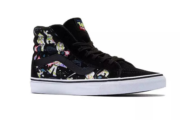 Vans 与《玩具总动员》推出了联名系列鞋款-服