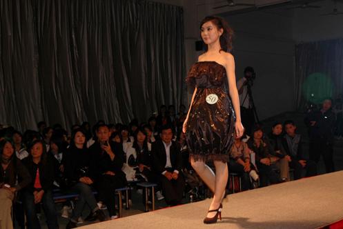 深圳市宝安职业技术学校艺术部第二届服装专业