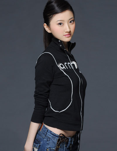 《<em>我的美女</em>老板》景甜绝美服装秀-中国服装经