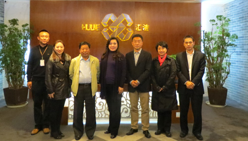 郑碧浩会长提出,中国的城镇化建设发展迅速,进入各大内衣品牌消费